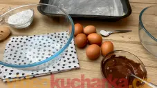 Čokoládové řezy z těsta bez mouky