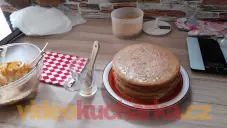 Dort medovník