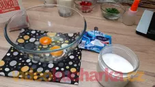 Slané cuketové palačinky z kefírového těsta