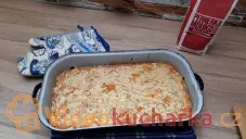 Šlehačkový koláč s ovocem