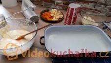 Šlehačkový koláč s ovocem