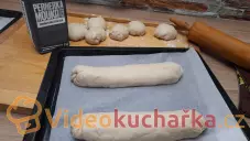 Rohlíky, housky nebo veky ze silné hladké Pernerky