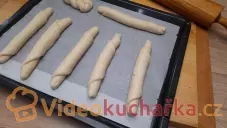 Rohlíky, housky nebo veky ze silné hladké Pernerky