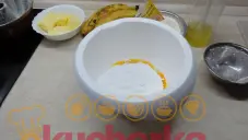 Banánová bábovka 5