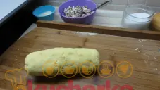 Bramborové pirohy pečené v troubě
