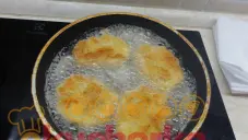Bramborové řízečky s tvarůžky
