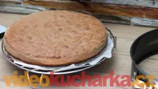 Čokoládový piškotový korpus na dort