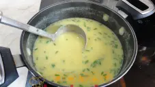 Krémová polévka z cukety se zeleninou