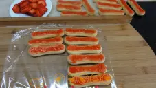 Ovocná roláda z cukrářských piškotů