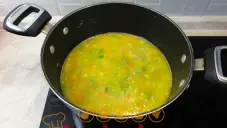 Pórková polévka se smetanovým sýrem