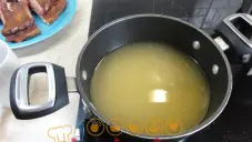 Uzená polévka s vejcem