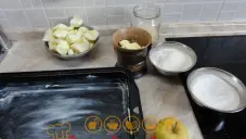 Jablečný koláč naruby