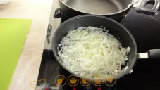 Kuřecí polévka se zeleninou