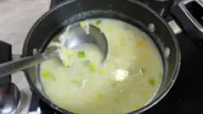 Kedlubnová polévka 2