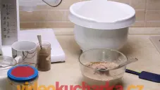 Kváskový chléb ze žitné celozrnné a špaldové mouky