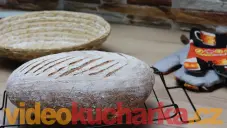 Kváskový, podmáslový chléb ze špaldové a žitné mouky