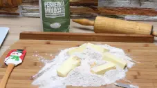 Linecké cukroví z celozrnné pohankové hladké mouky