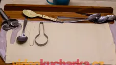 Lžičky na jednohubky z listového těsta