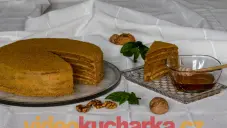 Medovník ze žitné mouky