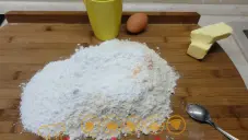 Mrkvový koláč s tvarohem