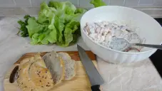 Ředkvičkový salát s mozzarelou a eidamem 3