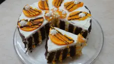 Tmavý mandarinkový dort