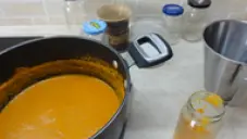 Zeleninová hořčice s cuketou