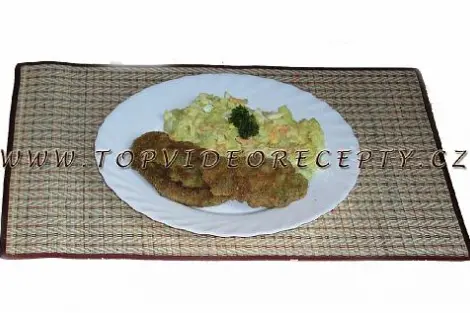 Bramborový salát s čerstvou zeleninou