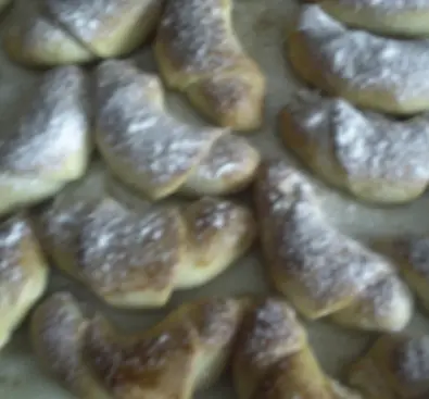 Fotka uživatele Lilina k receptu Rohlíčky s ořechovou náplní 2
